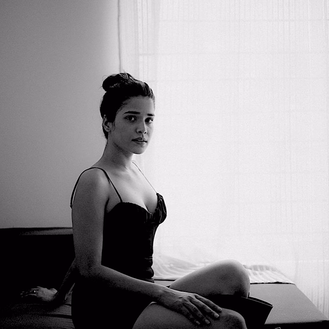 Anshika — model portfolio photo 2 of 8