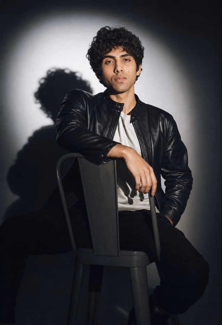 Darius J — model portfolio photo 3 of 8