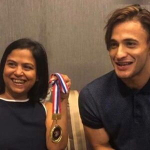 Asim Riaz dedicate his bigboss medal to TOABH’s founder Sangeeta Sikdar Bhatia