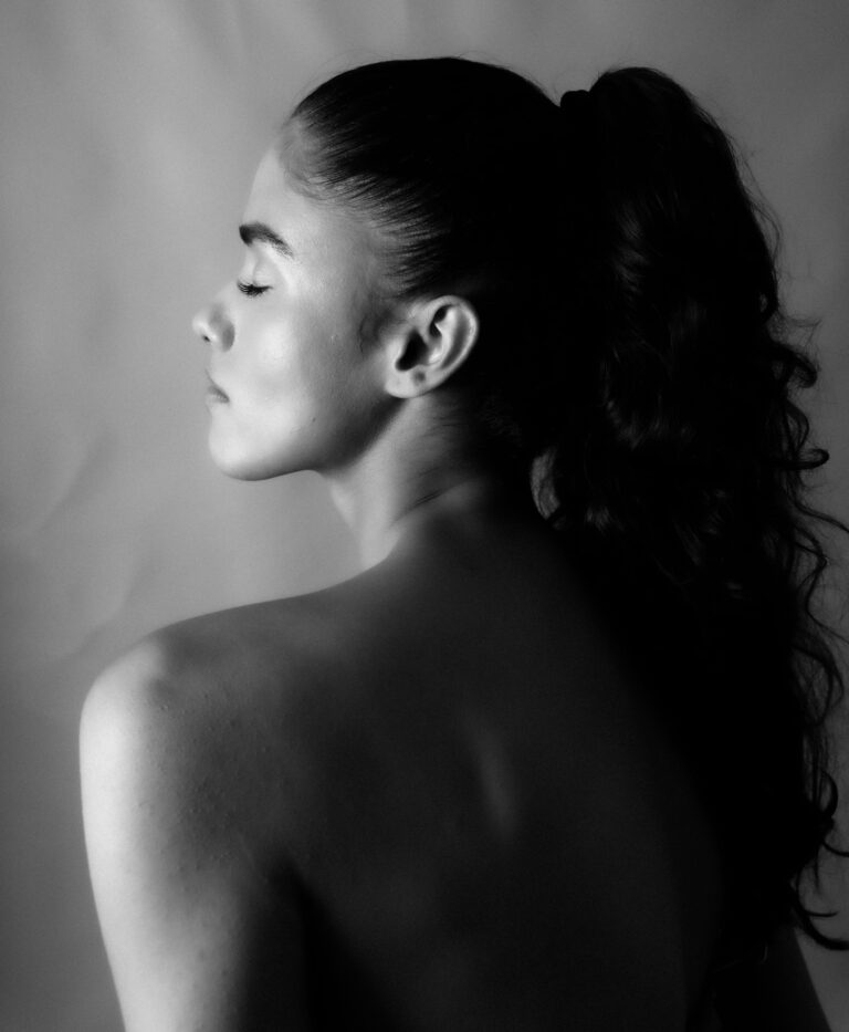 Dakshita — model portfolio photo 22 of 44