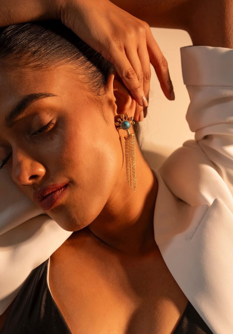 Dakshita — model portfolio photo 28 of 44