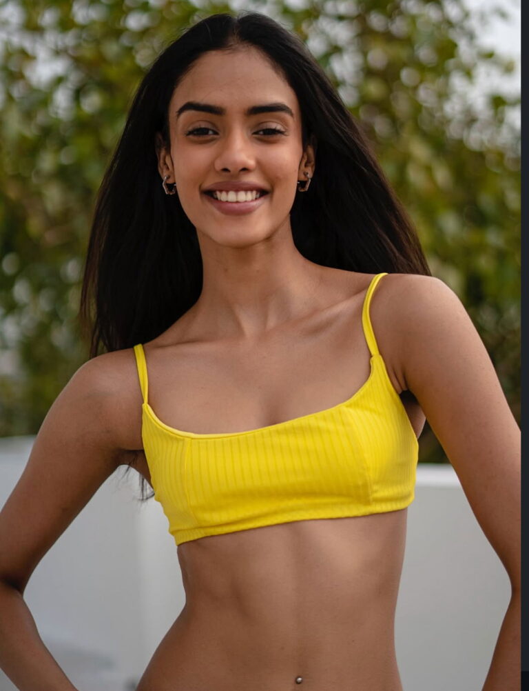 Dakshita — model portfolio photo 23 of 44