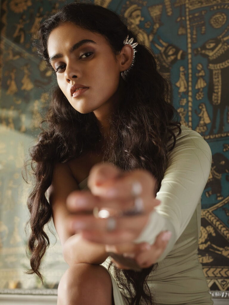 Dakshita — model portfolio photo 10 of 44