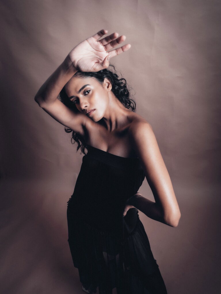 Dakshita — model portfolio photo 13 of 44
