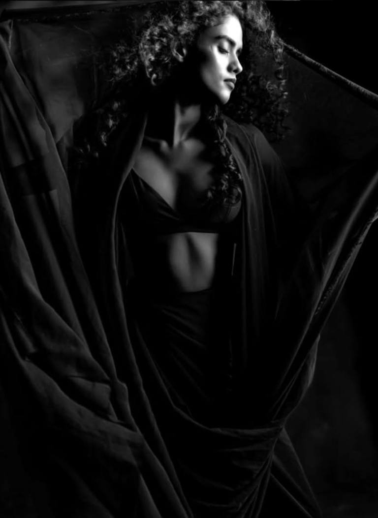 Dakshita — model portfolio photo 16 of 44