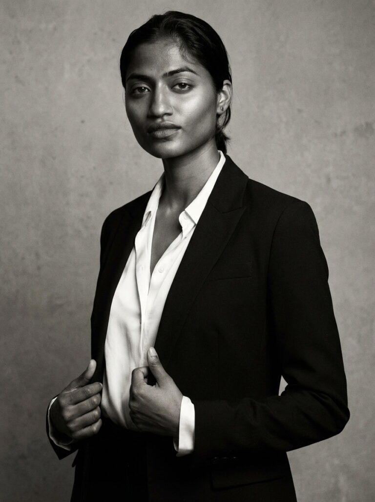 Akhivashna Hitha — model portfolio photo 12 of 35