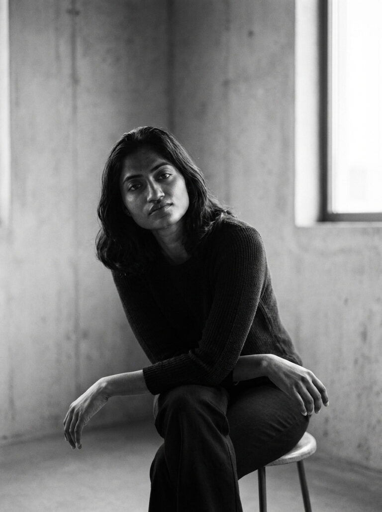 Akhivashna Hitha — model portfolio photo 17 of 35