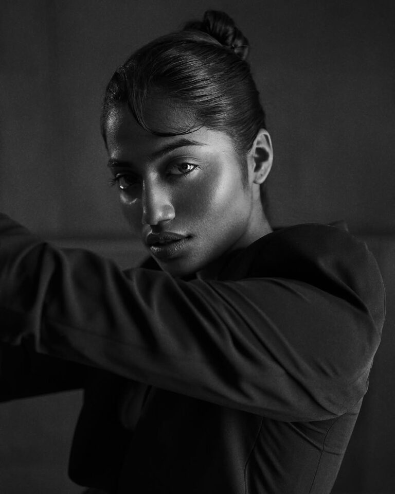Akhivashna Hitha — model portfolio photo 26 of 35