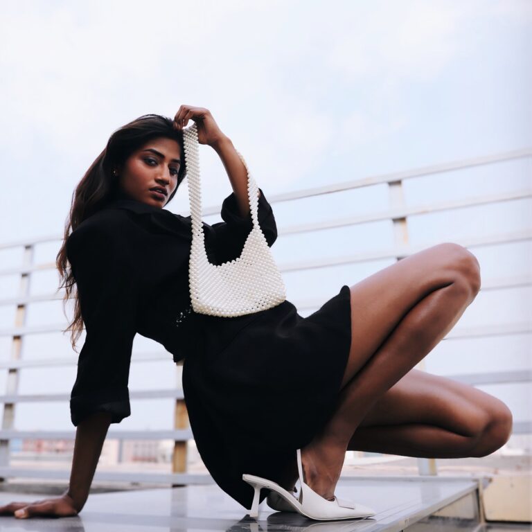 Akhivashna Hitha — model portfolio photo 31 of 35