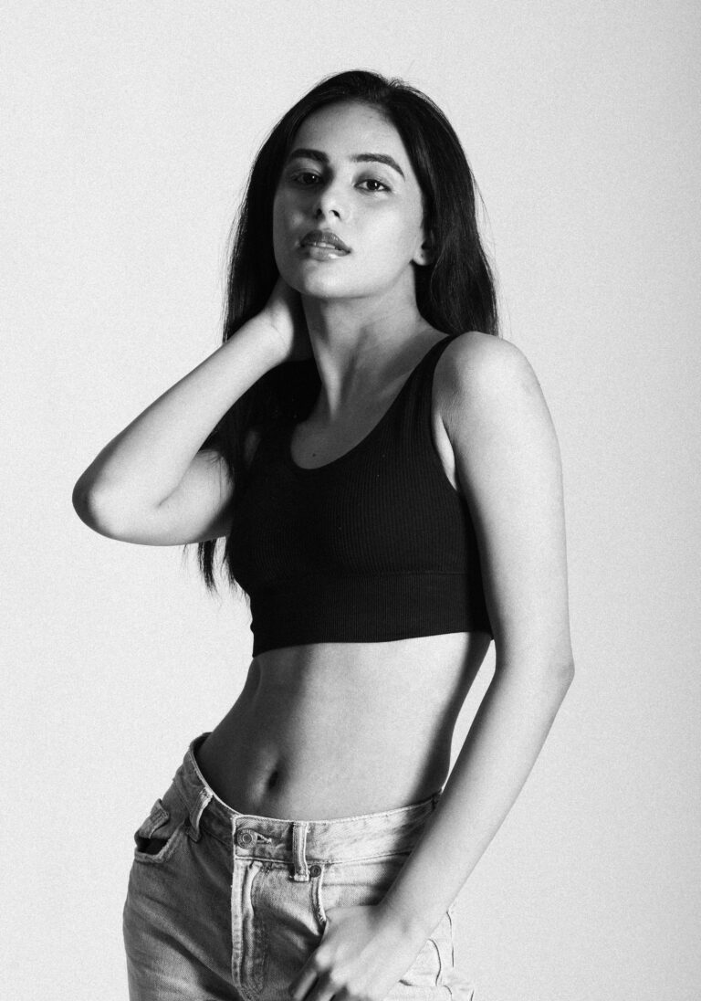 Srushti M — model portfolio photo 17 of 29