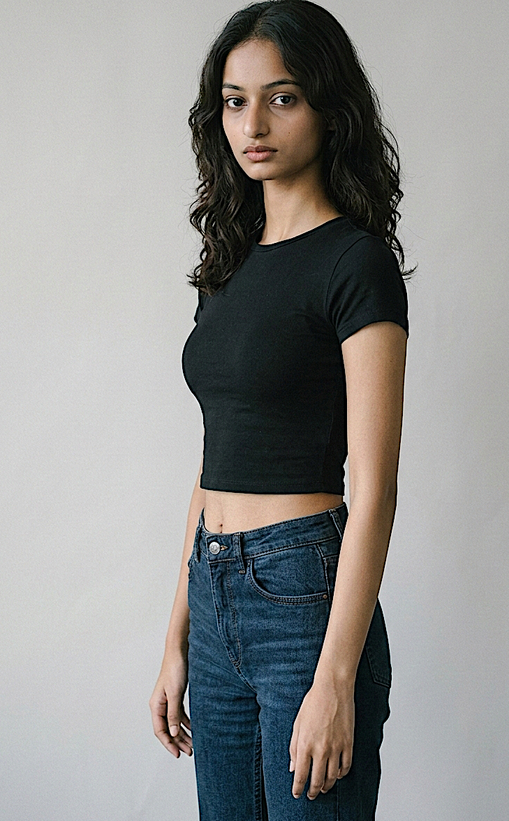 Pallavi Vishwakarma — model portfolio photo 19 of 26