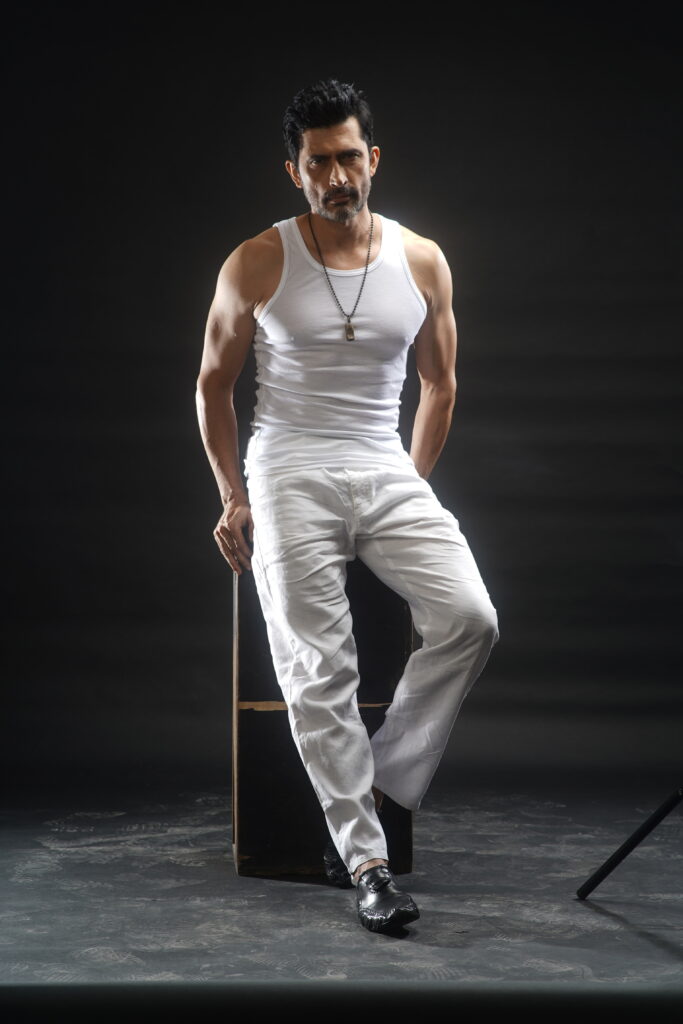 Praveen Sirohi — artist portfolio photo 5 of 21