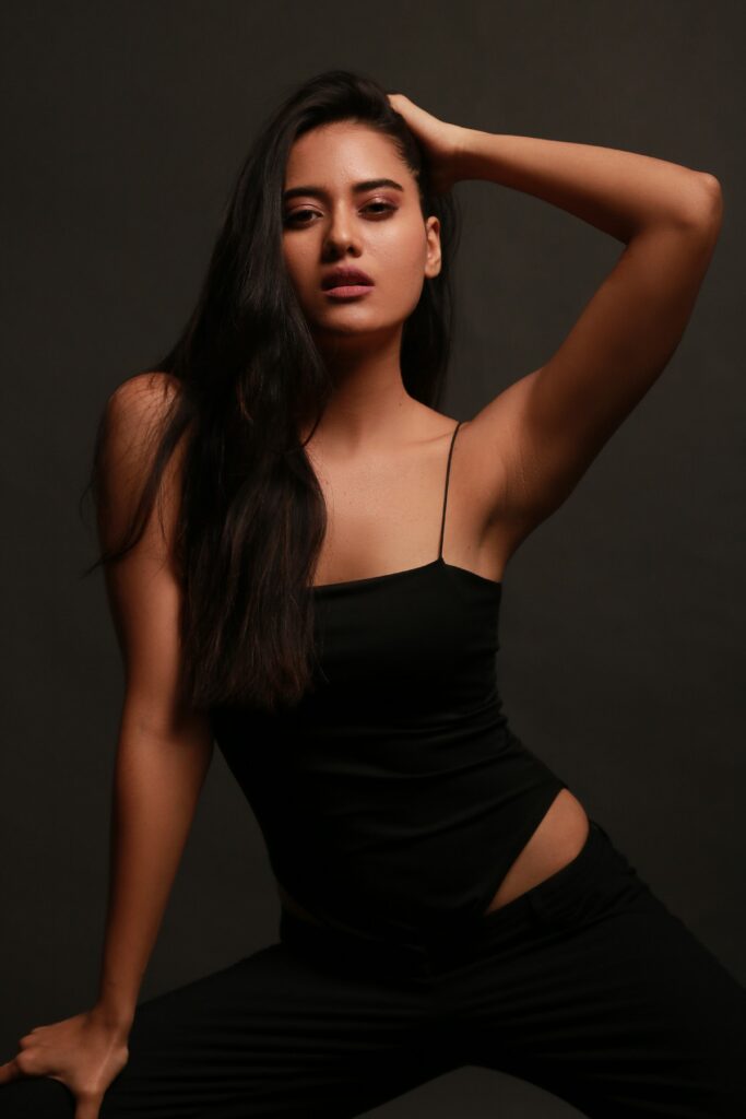 Priyanka Duneja — artist portfolio photo 12 of 16