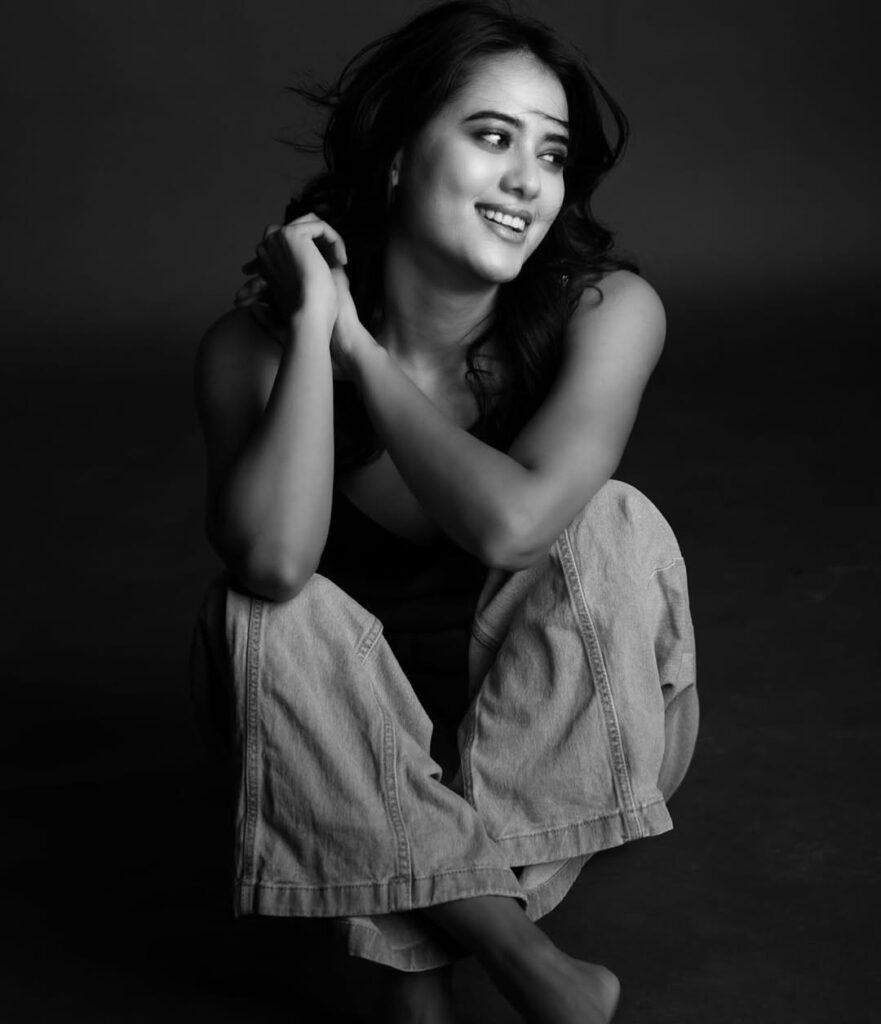 Priyanka Duneja — artist portfolio photo 13 of 16
