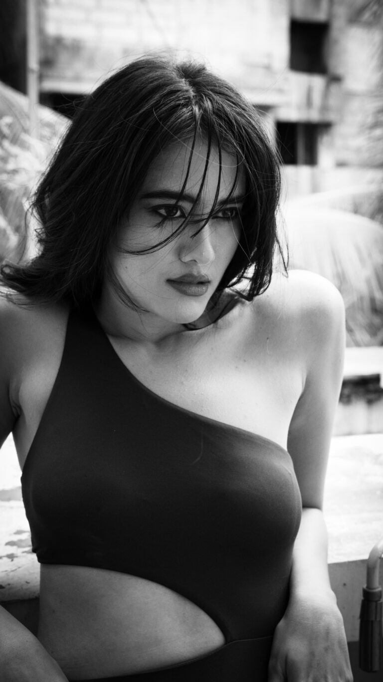 Priyanka Duneja — model portfolio photo 35 of 37