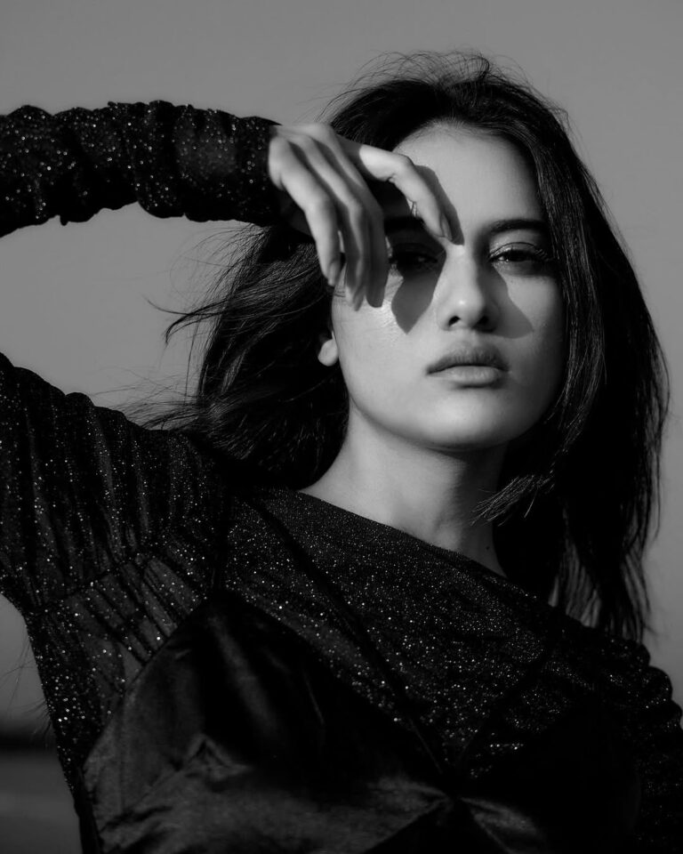 Priyanka Duneja — model portfolio photo 37 of 37