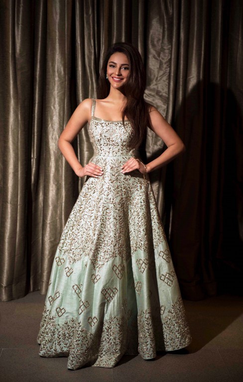 Seerat Kapoor — artist portfolio photo 16 of 17