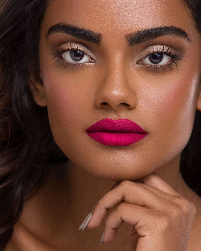 Roshni Sharma — model portfolio photo 29 of 41