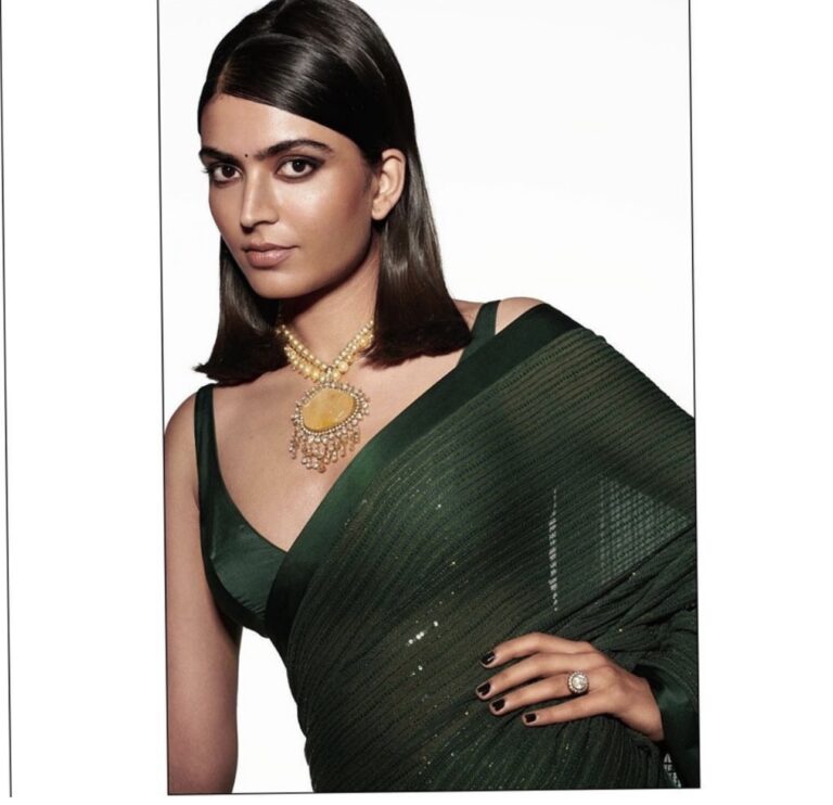 Vishakha Bhardwaj — model portfolio photo 22 of 32