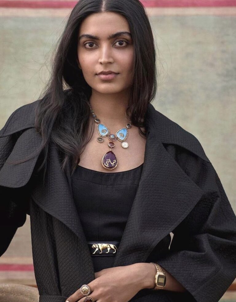 Vishakha Bhardwaj — model portfolio photo 14 of 32