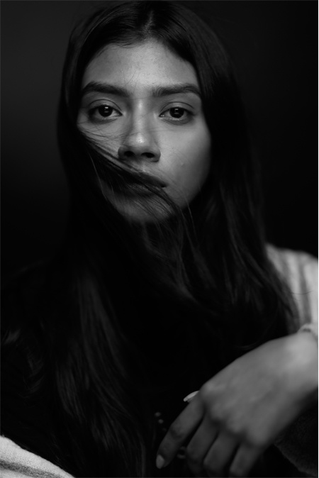 Aditi Anand — model portfolio photo 12 of 34