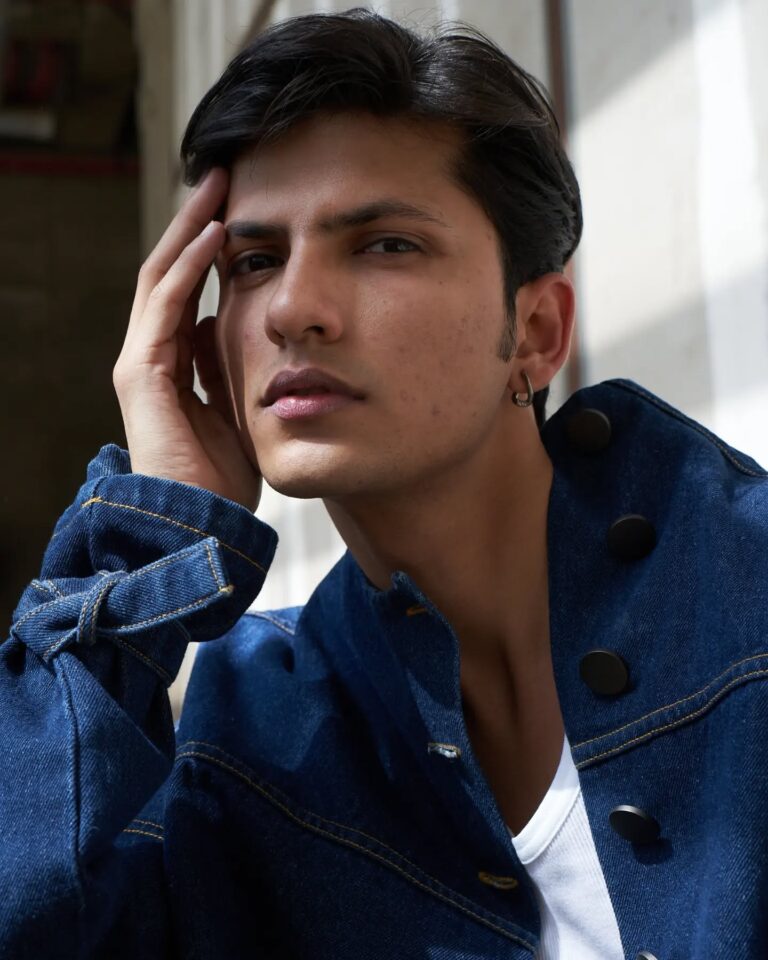 Akaash Kiraan — model portfolio photo 19 of 20