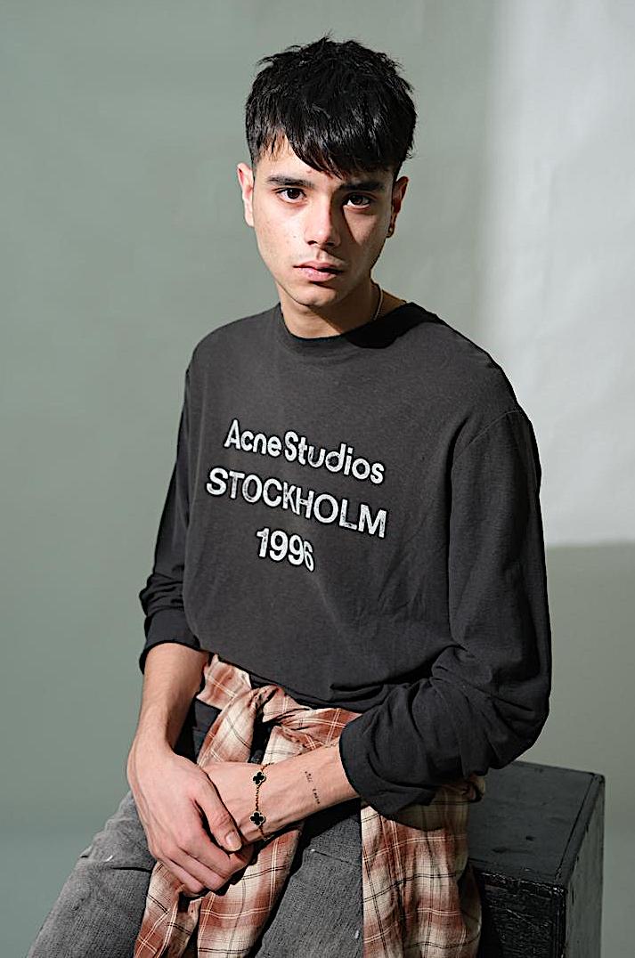 Aryan — model portfolio photo 15 of 23