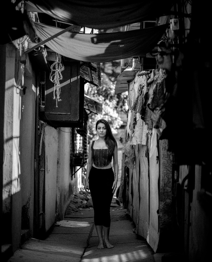Charu — artist portfolio photo 12 of 24