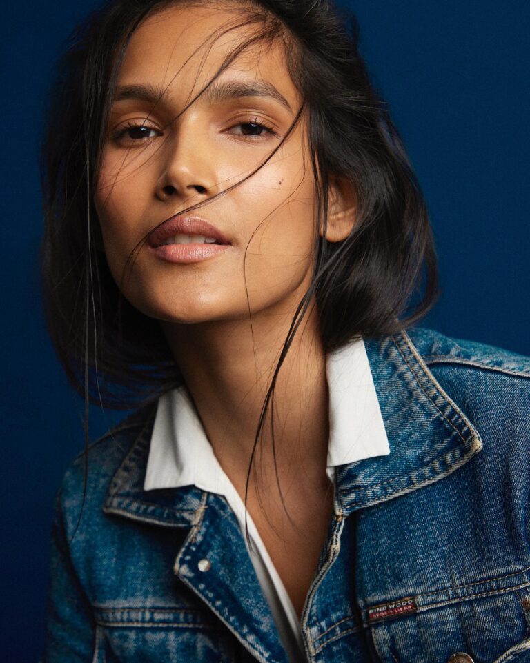 Deepa Biswas — model portfolio photo 12 of 40