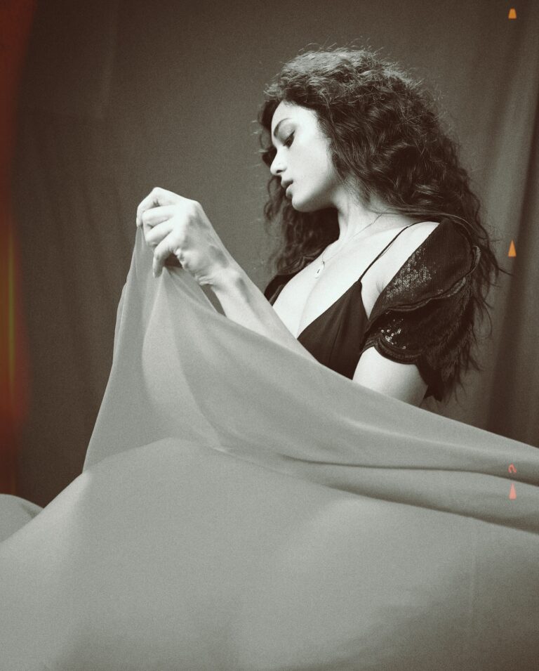 Juhi Ghosh — model portfolio photo 26 of 36