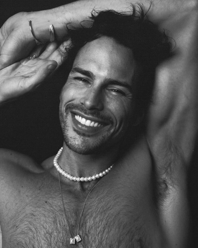 Bruno Amora (Brazil) — model portfolio photo 17 of 28
