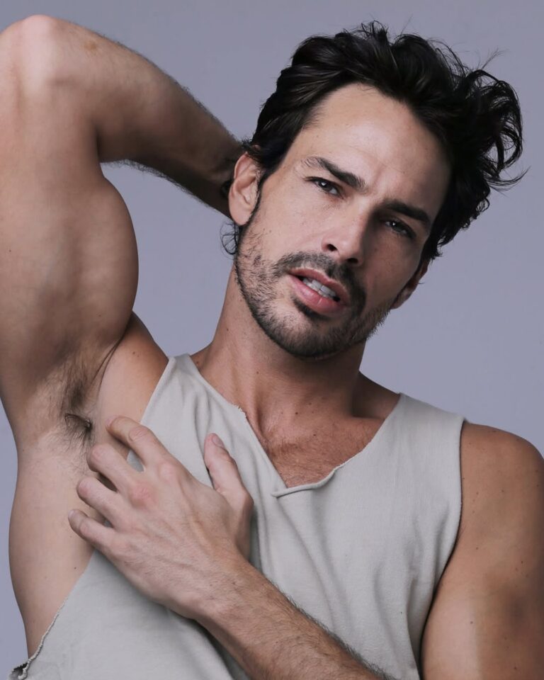 Bruno Amora (Brazil) — model portfolio photo 20 of 28