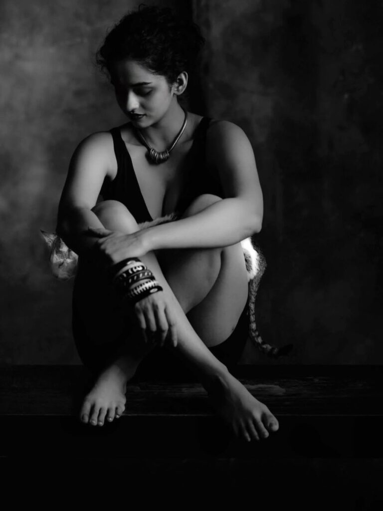Tanishta — model portfolio photo 12 of 19