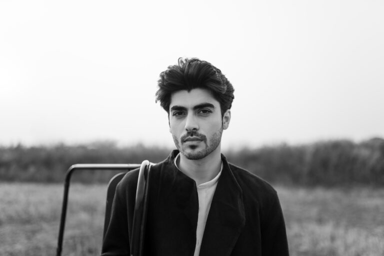 Rakshit — model portfolio photo 2 of 19