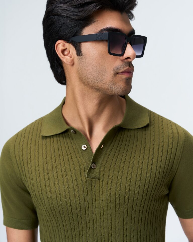 Rakshit — model portfolio photo 17 of 19