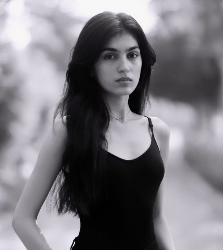 Vidushi Katare — model portfolio photo 6 of 17