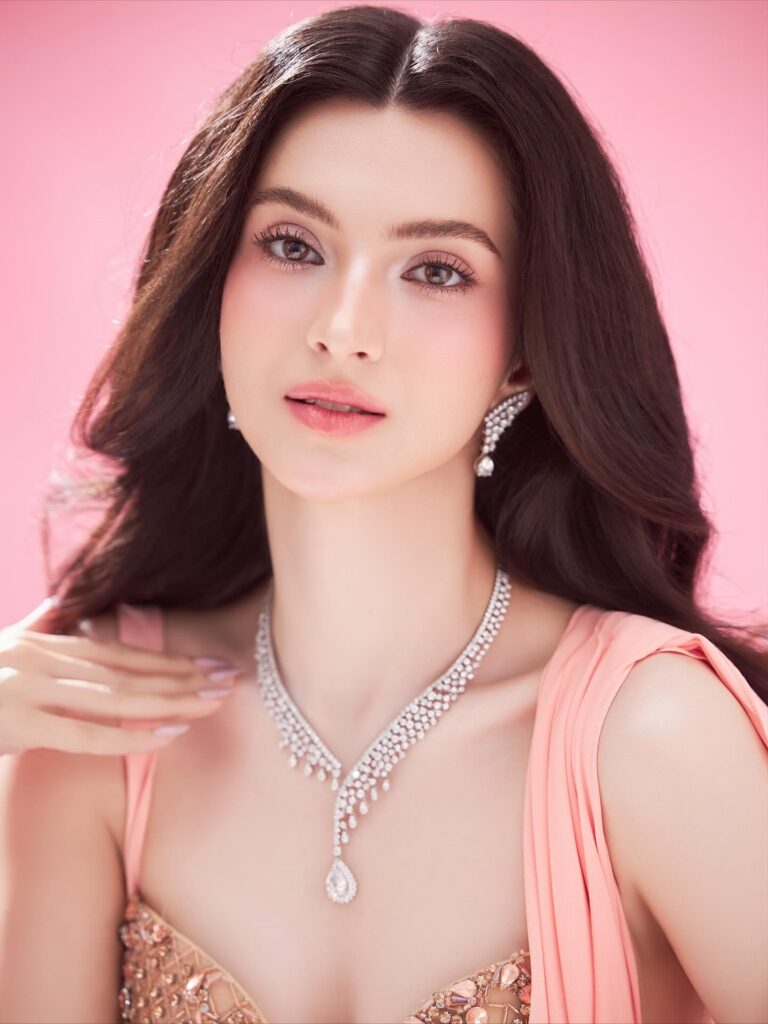 Roosh Sindhu — model portfolio photo 2 of 10