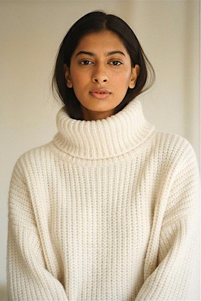 Arshya C — model portfolio photo 8 of 42