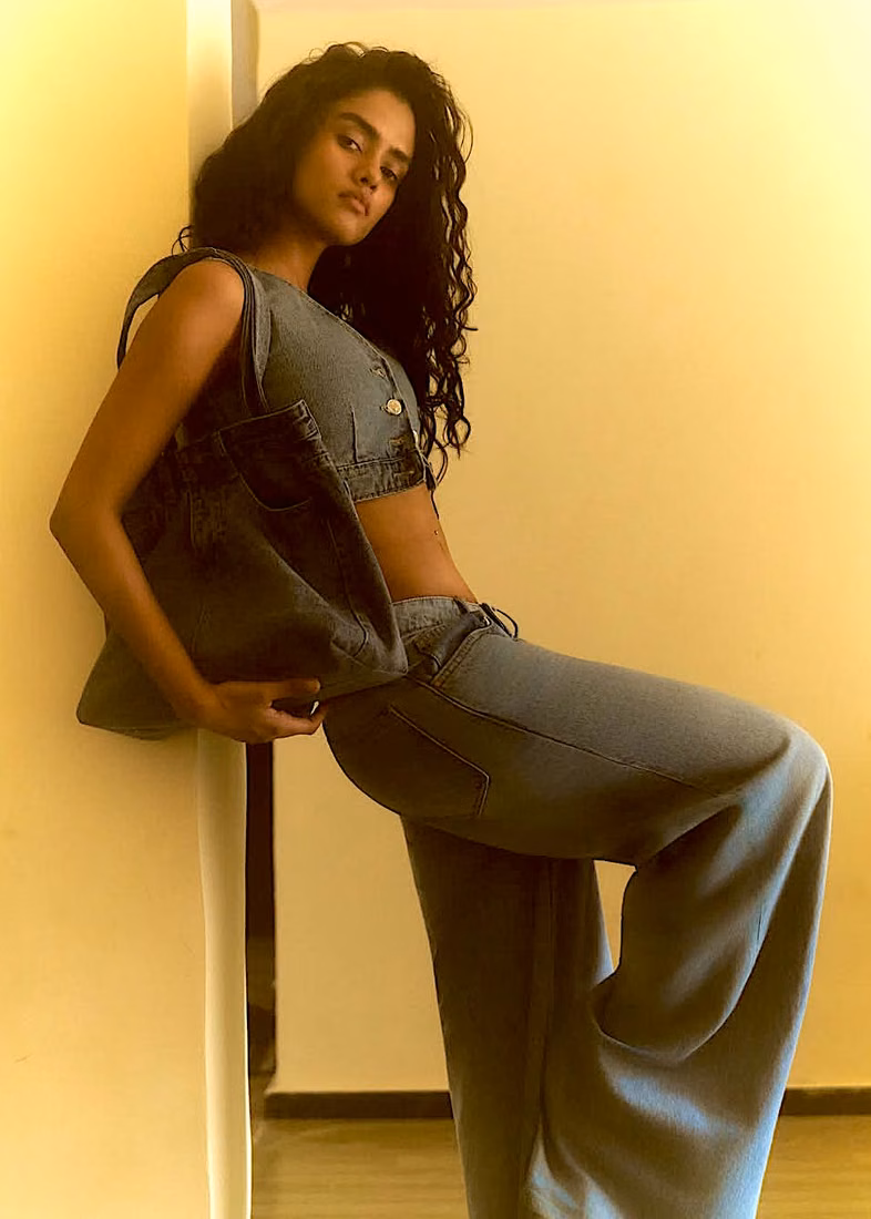 Dakshita — model portfolio photo 7 of 44