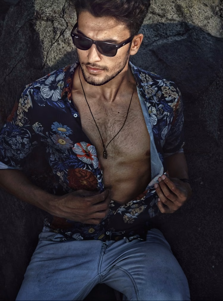 Navneet Mallik — artist portfolio photo 2 of 26