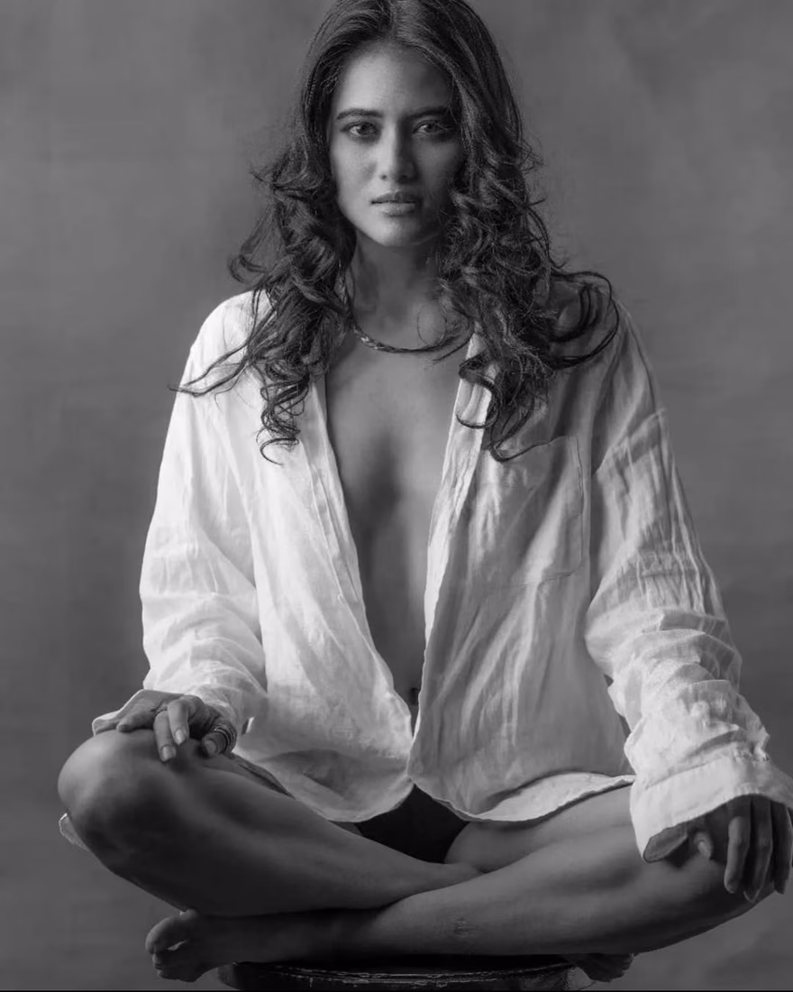 Priyanka Duneja — artist portfolio photo 3 of 16