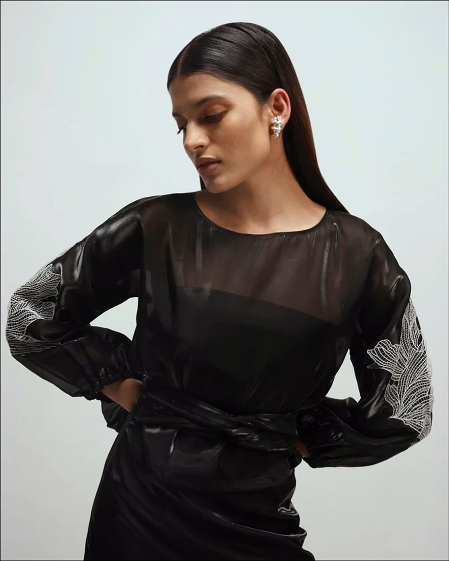 Rumani Sharma — model portfolio photo 1 of 30