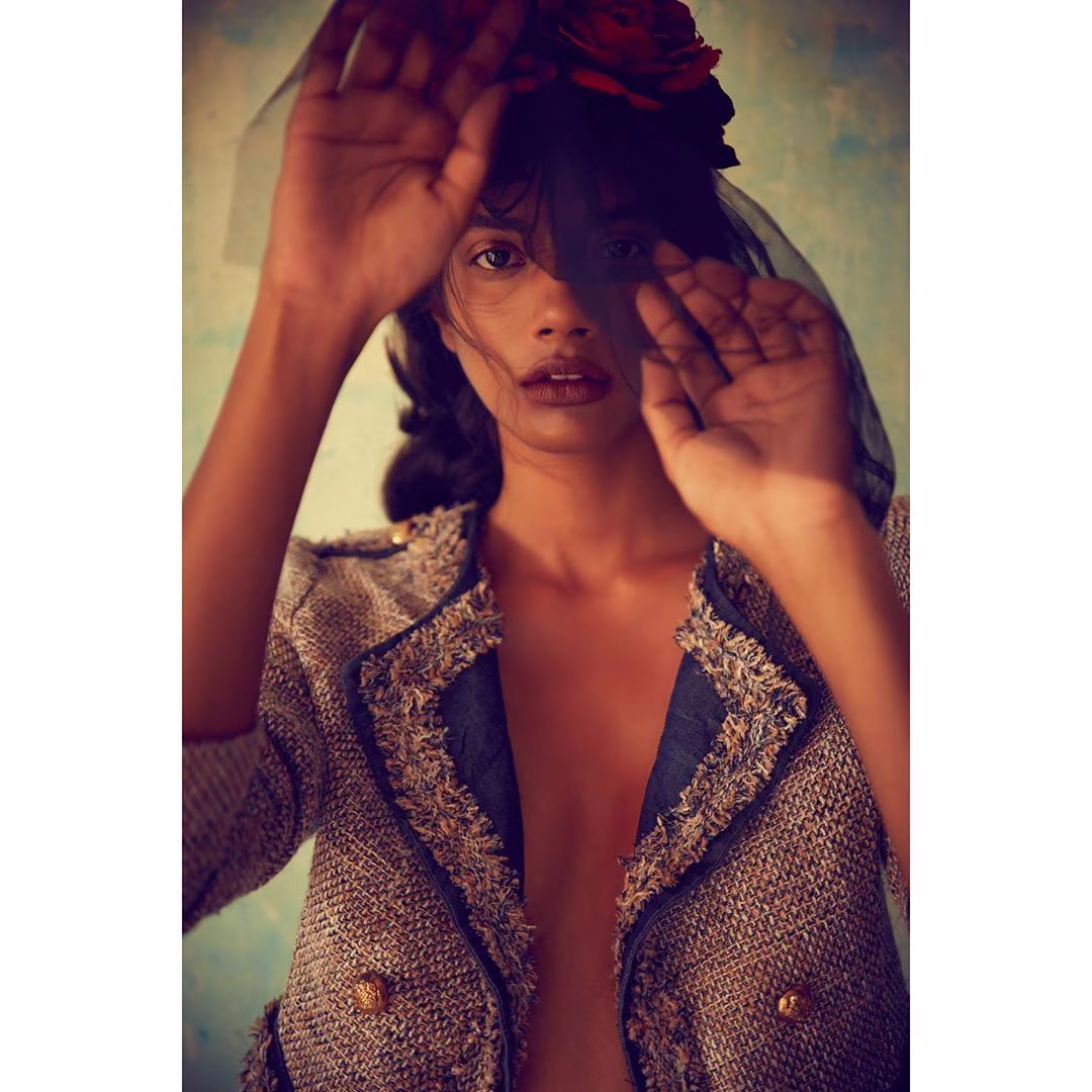 Aditi Anand — model portfolio photo 3 of 34