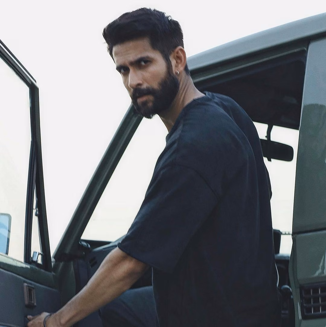Akshit Brar — model portfolio photo 1 of 18