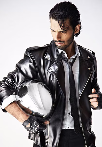Anuj Singh Duhan — artist portfolio photo 9 of 12